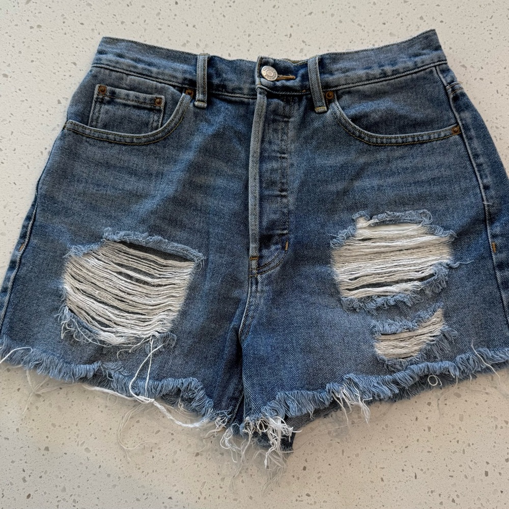 Pacsun Vintage ultra High Rise Vintage Short Sz 27 Blue Distressed Button Fly